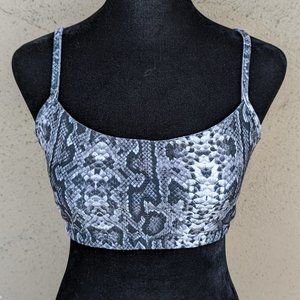 💜KiraGrace Harmony Yoga Crop Top in Serpentine Print - Size M